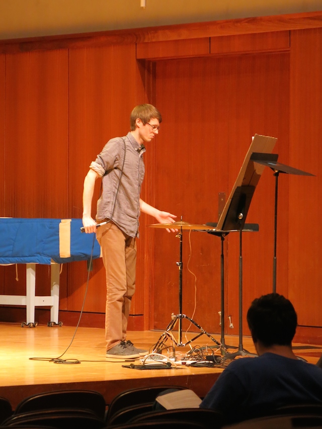 Ted Moore performs his solo "it teaches us that it doesn't exist"